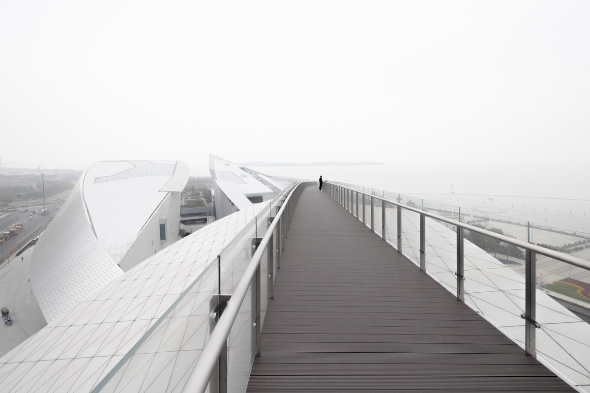 BIM建筑|苏州湾大剧院：太湖之畔的“飘带” / 克里斯蒂安·德·包赞巴克