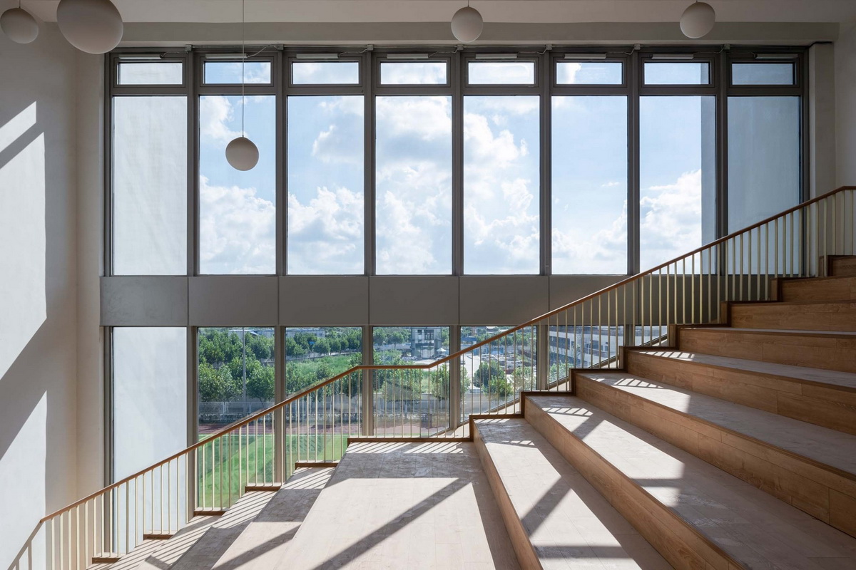 BIM建筑|华东师范大学第二附属中学前滩学校及冰厂田前滩幼儿园 / 致正建筑工作室+大正建筑事务所