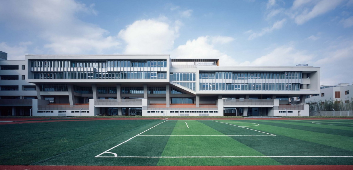 BIM建筑|华东师范大学第二附属中学前滩学校及冰厂田前滩幼儿园 / 致正建筑工作室+大正建筑事务所