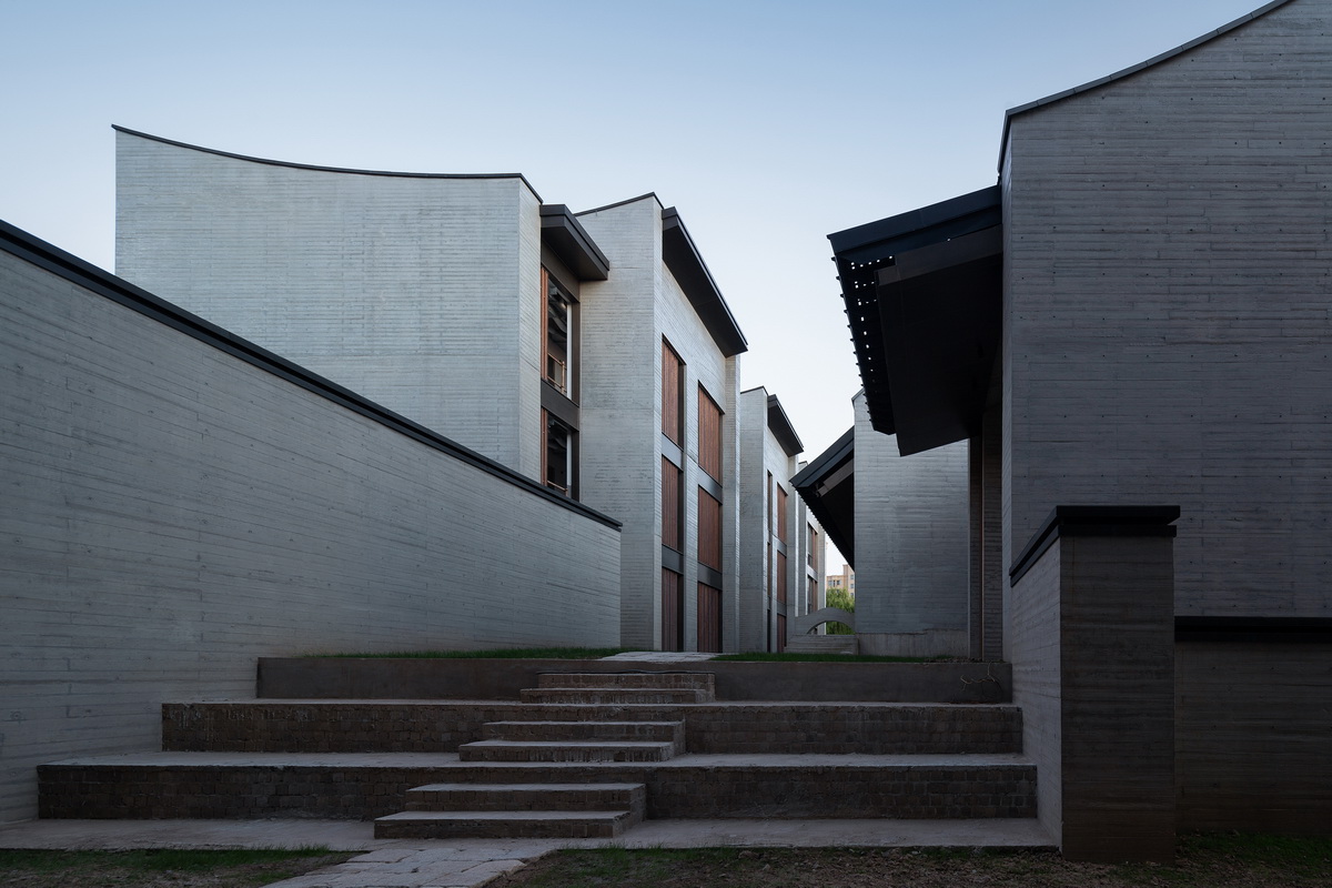 BIM建筑|融素——一座现代寺庙的初现 / 墨泰建筑