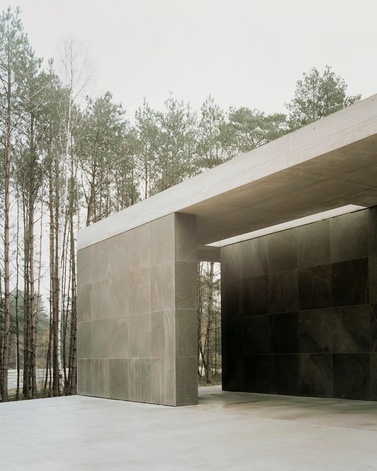 BIM建筑|荷兰受害者纪念堂“卢嫩馆”，消隐而平和 / KAAN Architecten