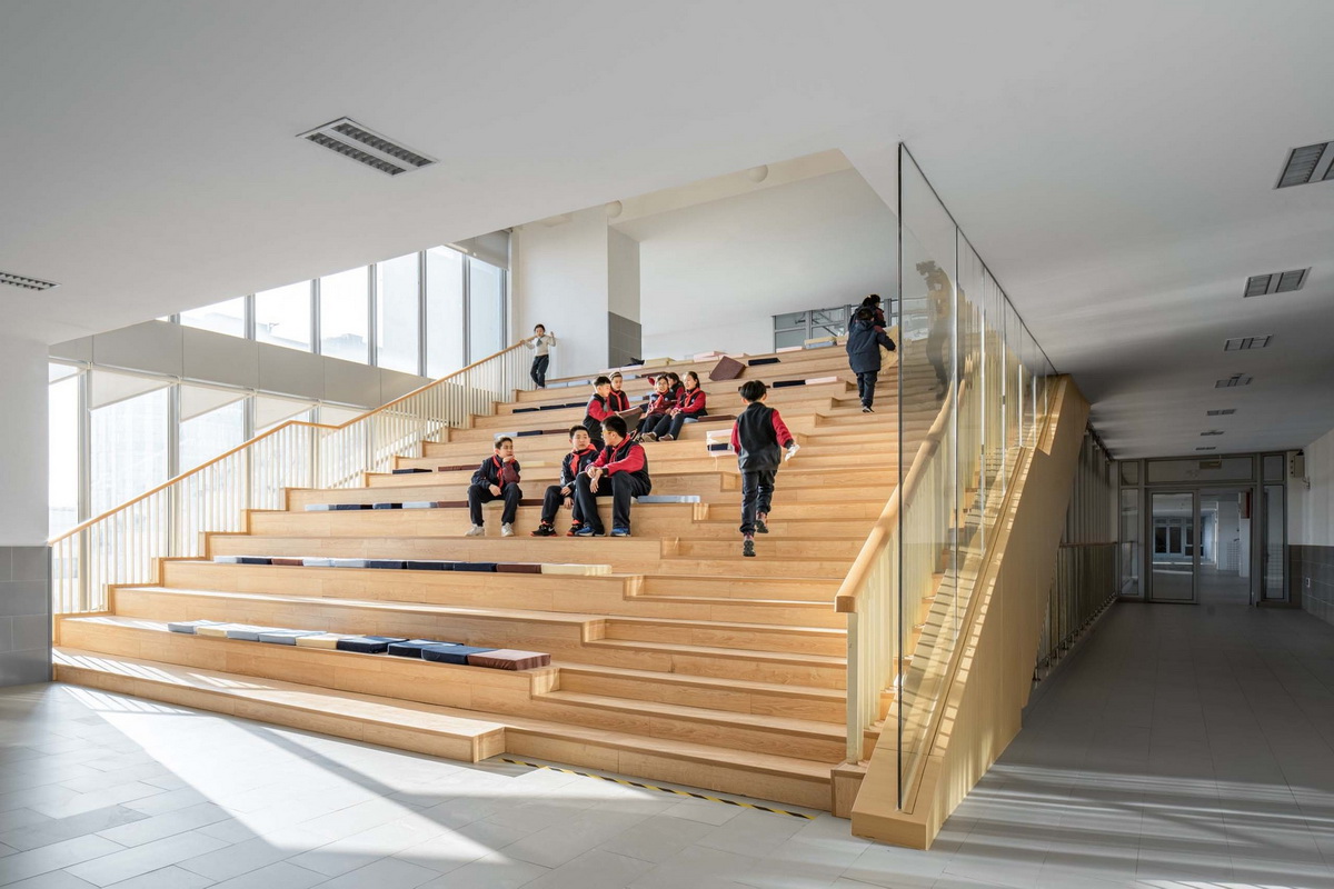 BIM建筑|华东师范大学第二附属中学前滩学校及冰厂田前滩幼儿园 / 致正建筑工作室+大正建筑事务所