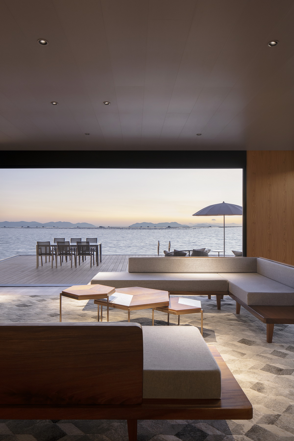 BIM建筑|Hi Sea 漂浮酒店 / 平衡空间设计