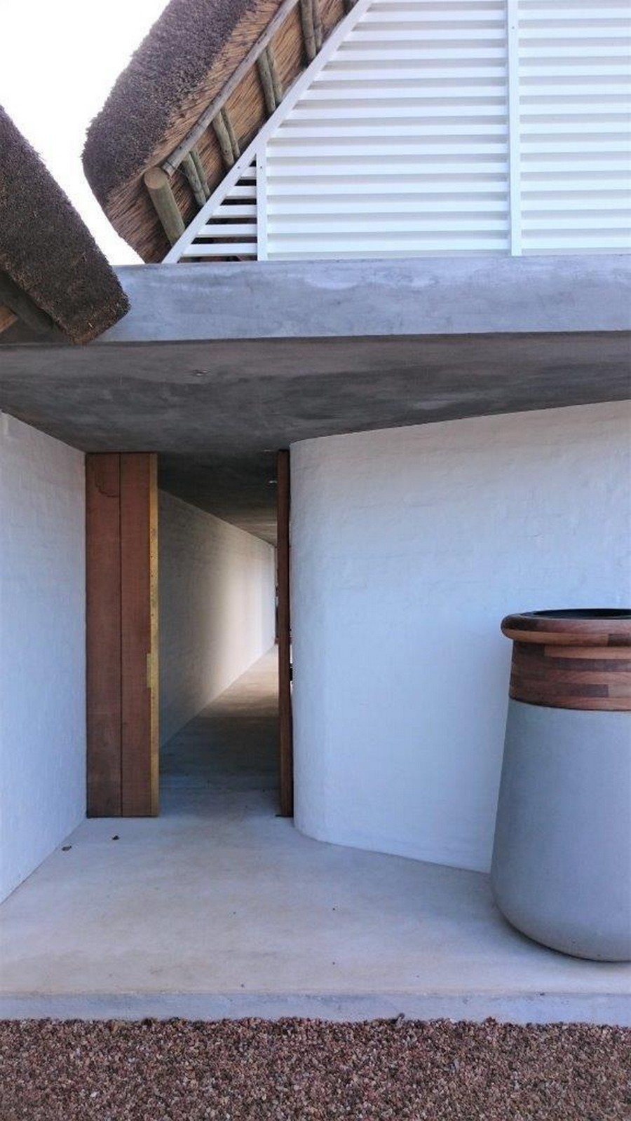 BIM建筑|南非乡村度假屋，乡土粗野主义 / Bert Pepler Architects