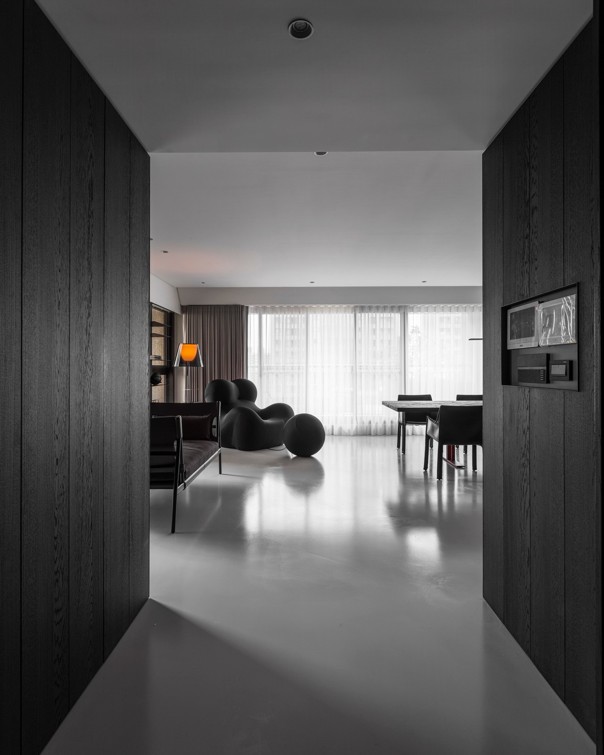 BIM建筑|墨片，纯粹轮廓的安静世界 / 水相设计
