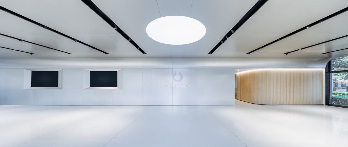 BIM建筑|阿诺医药肿瘤免疫治疗药物创新中心 / TOPOS DESIGN