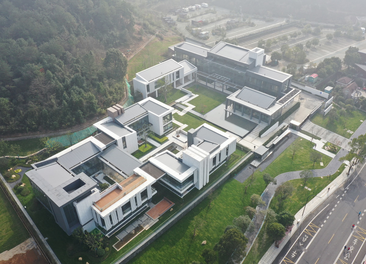 BIM建筑|钱湖02-3C地块项目 / 洪伟工作室