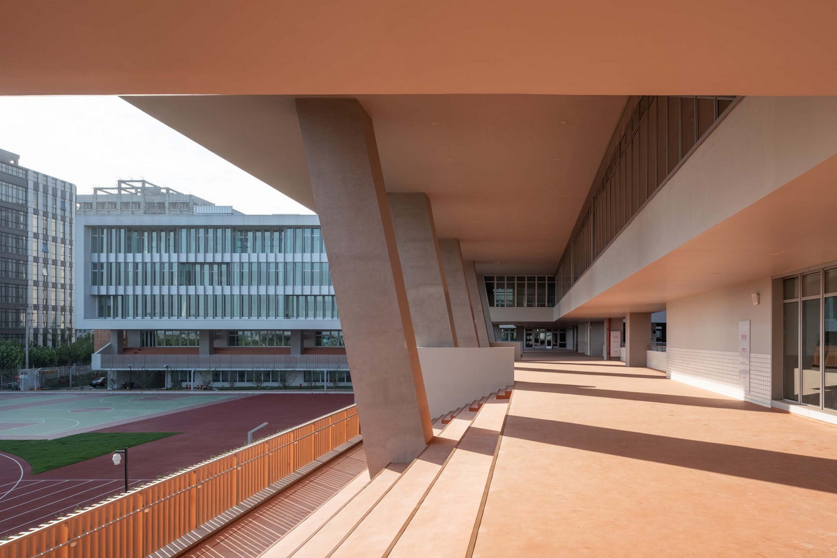 BIM建筑|华东师范大学第二附属中学前滩学校及冰厂田前滩幼儿园 / 致正建筑工作室+大正建筑事务所