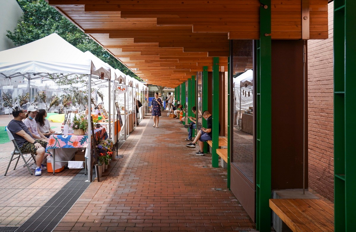 BIM建筑|上海永嘉路口袋广场 / 上海阿科米星建筑设计事务所