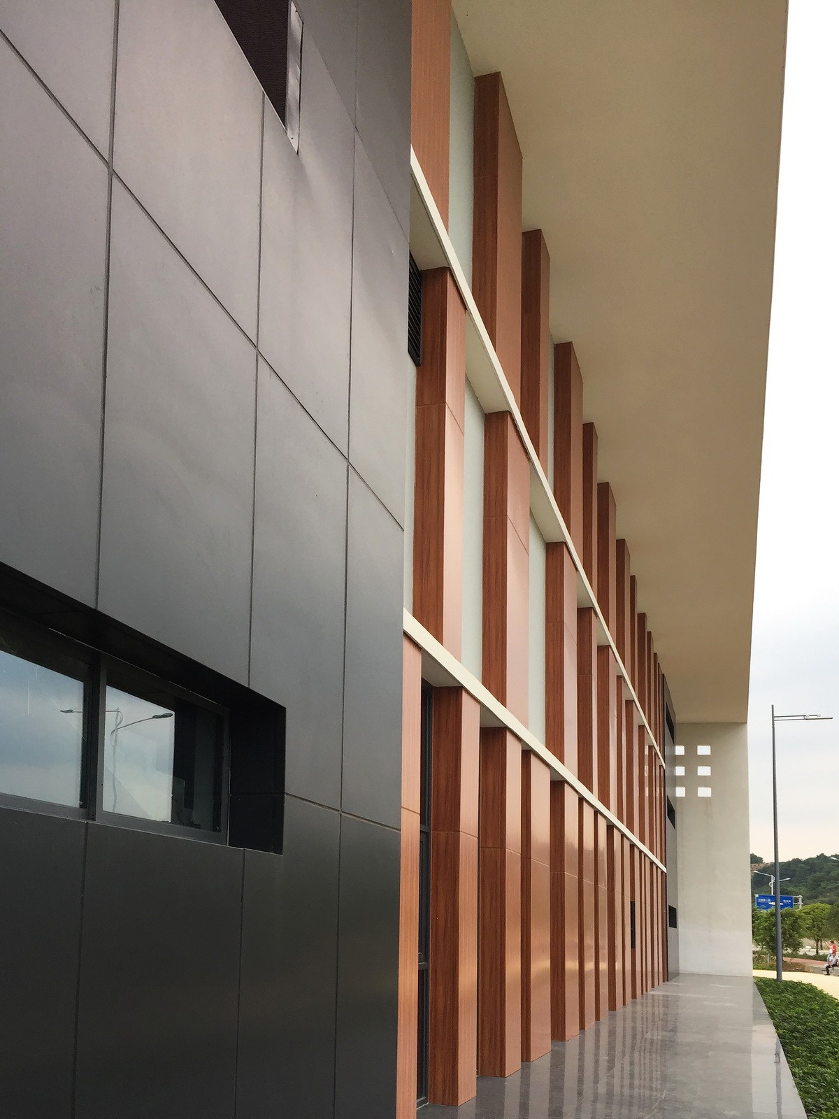 BIM建筑|广西贺州市.平桂档案馆——简洁至上 / 广西中盛建筑设计有限公司