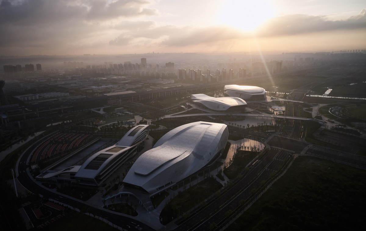 BIM建筑|宁波奥林匹克体育中心：运动空间的色彩美学 / CCDI卝智设计