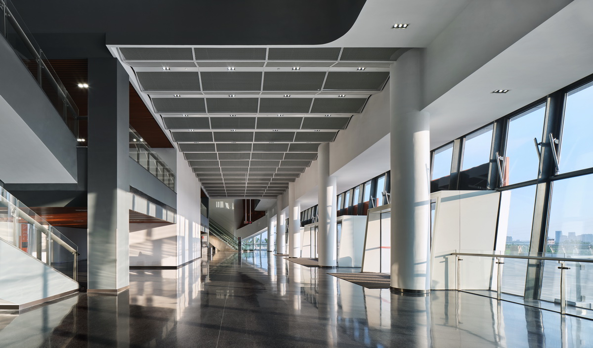 BIM建筑|宁波奥林匹克体育中心：运动空间的色彩美学 / CCDI卝智设计