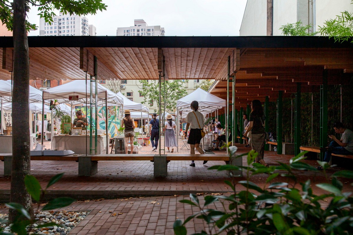 BIM建筑|上海永嘉路口袋广场 / 上海阿科米星建筑设计事务所