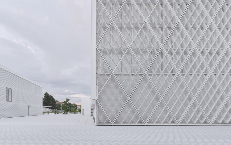 BIM建筑|纯净与圣洁：卢布尔雅那伊斯兰宗教与文化中心 / Bevk Perović arhitekti