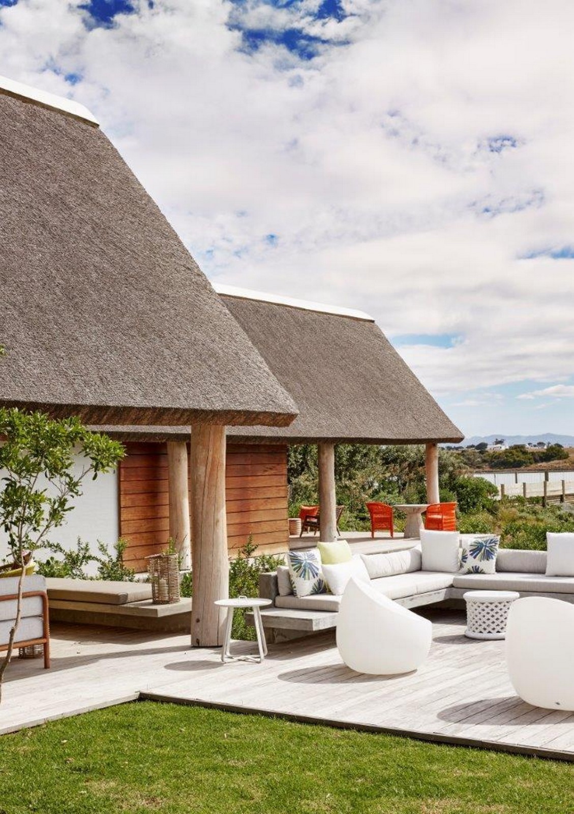 BIM建筑|南非乡村度假屋，乡土粗野主义 / Bert Pepler Architects