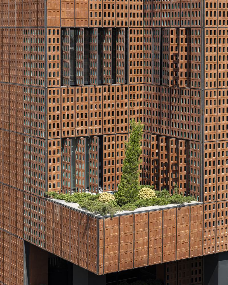 BIM建筑|砖石结构像素化装饰 | 谢里夫理工大学办公楼