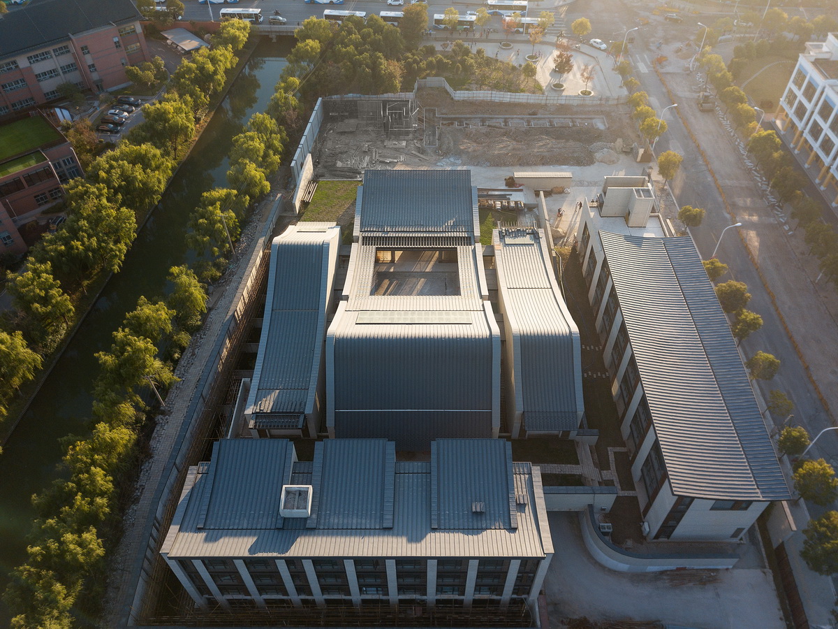 BIM建筑|融素——一座现代寺庙的初现 / 墨泰建筑