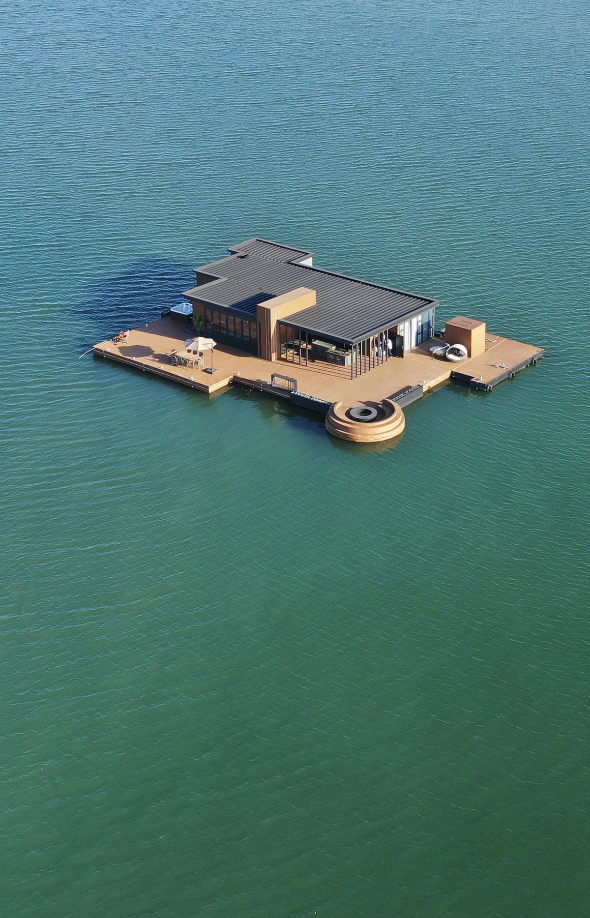 BIM建筑|Hi Sea 漂浮酒店 / 平衡空间设计