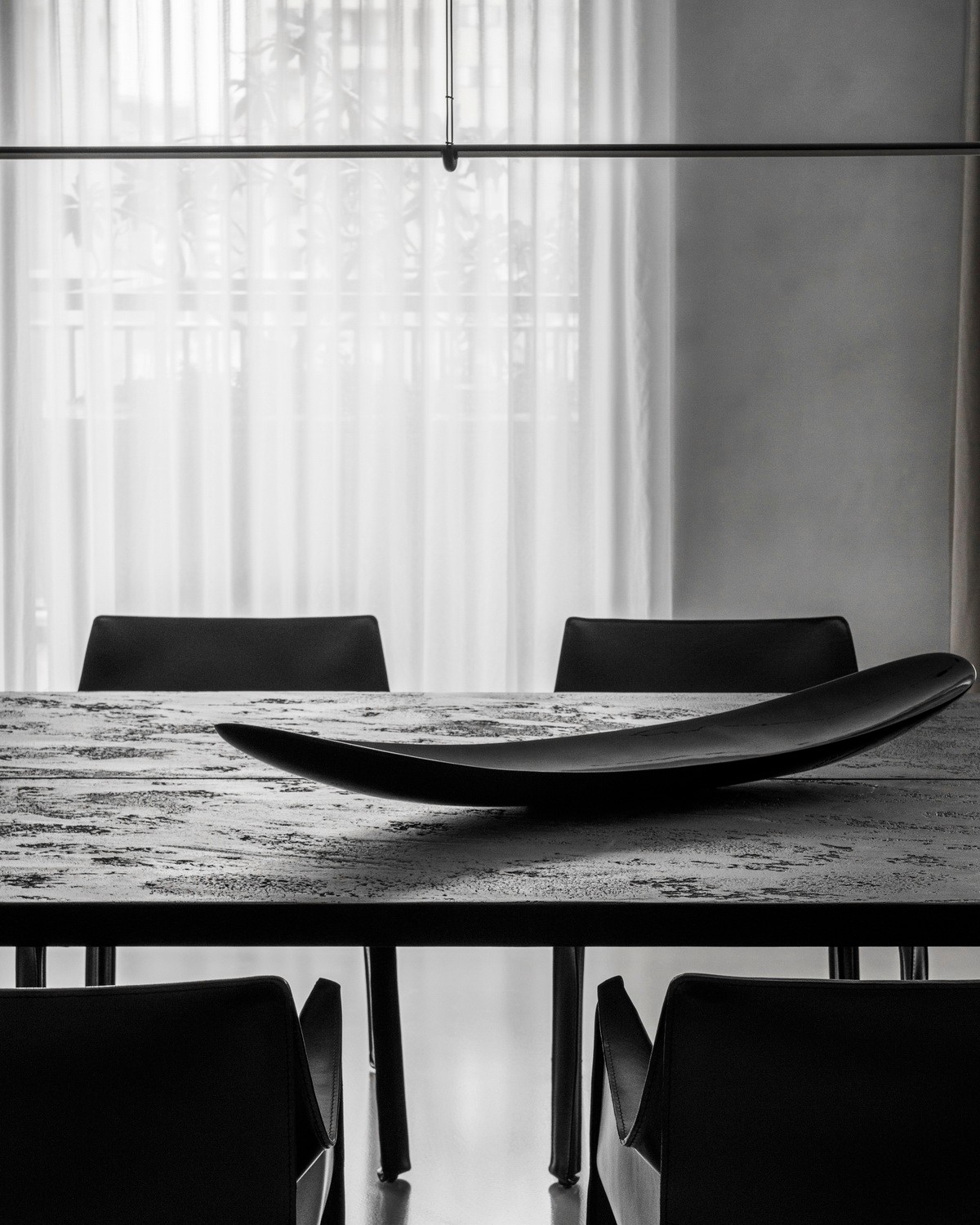 BIM建筑|墨片，纯粹轮廓的安静世界 / 水相设计