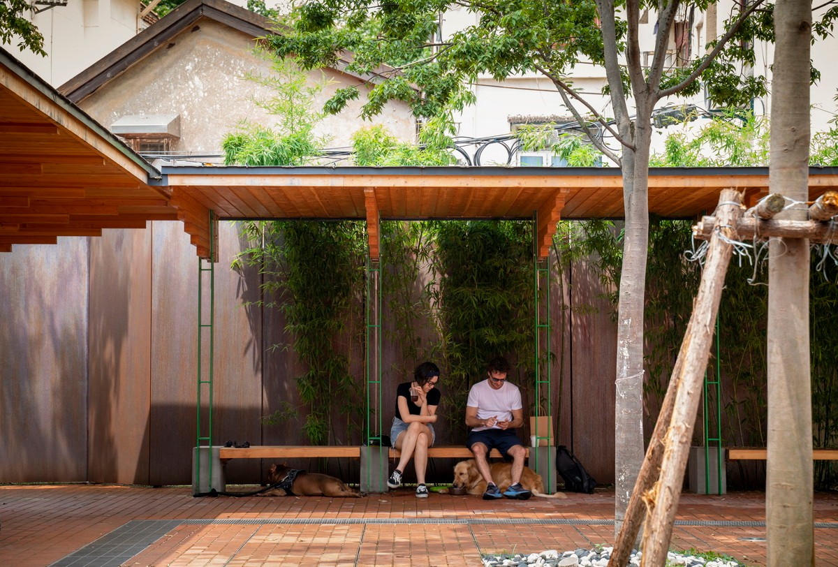 BIM建筑|上海永嘉路口袋广场 / 上海阿科米星建筑设计事务所