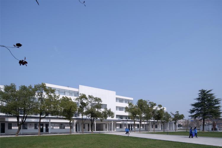 BIM建筑|乡村振兴之乡镇中学改造-全椒县新锐古河中学 / 上海思序建筑规划设计