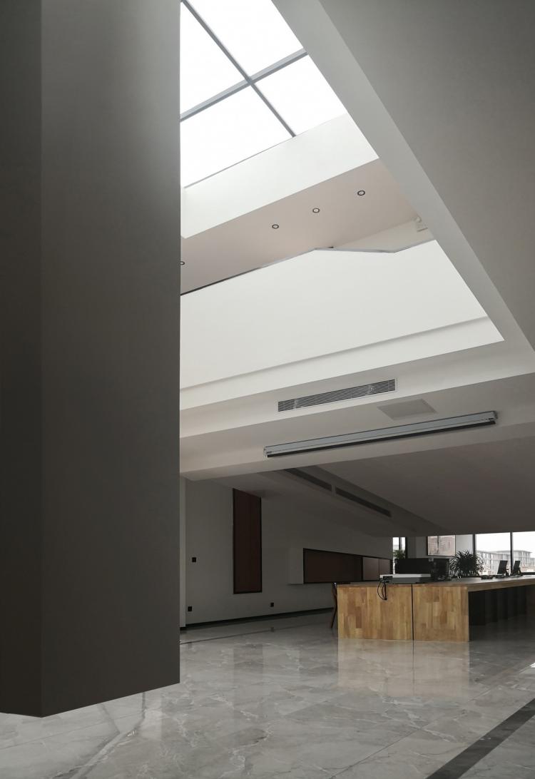 BIM建筑|夹缝中自然生长：中国.葫芦岛德邻堂产业楼设计实践 / DJ+建筑设计事务所