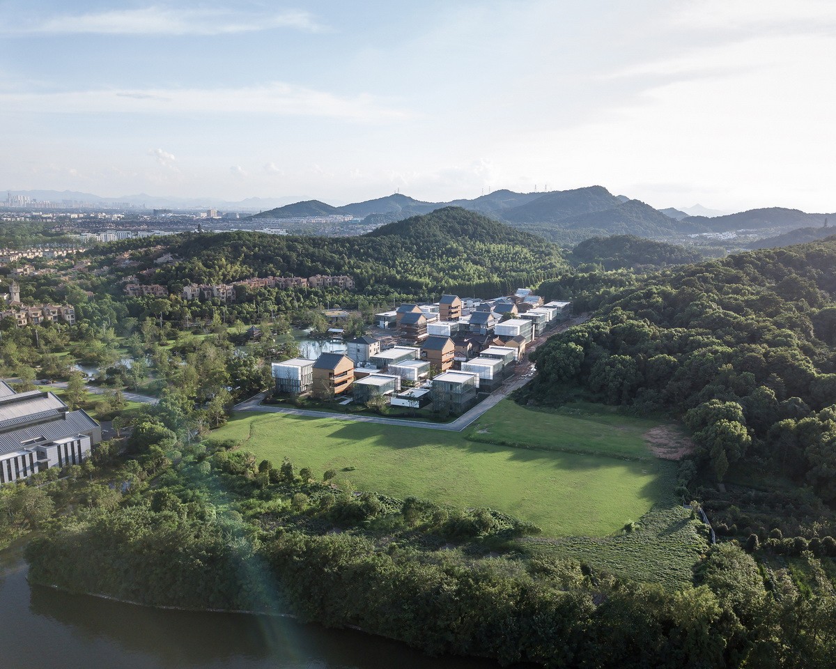 BIM建筑|良渚邱家坞大师村 / 中联·左右建筑