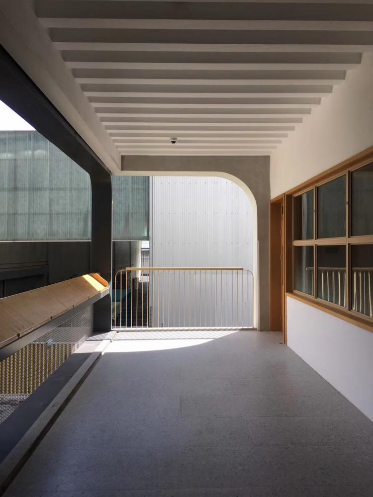 BIM建筑|秩序的启迪——上海市高安路第一小学华展校区 / 山水秀建筑事务所