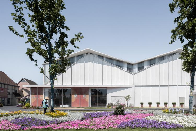 BIM建筑|园艺家旗舰店——世界花园大会花园中心 / 森上建筑设计