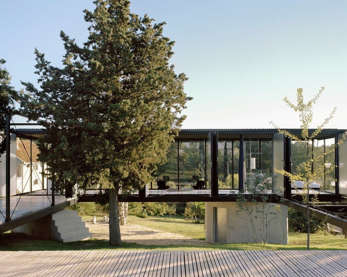 BIM建筑|阿瓦拉“架空”之家 / TEN