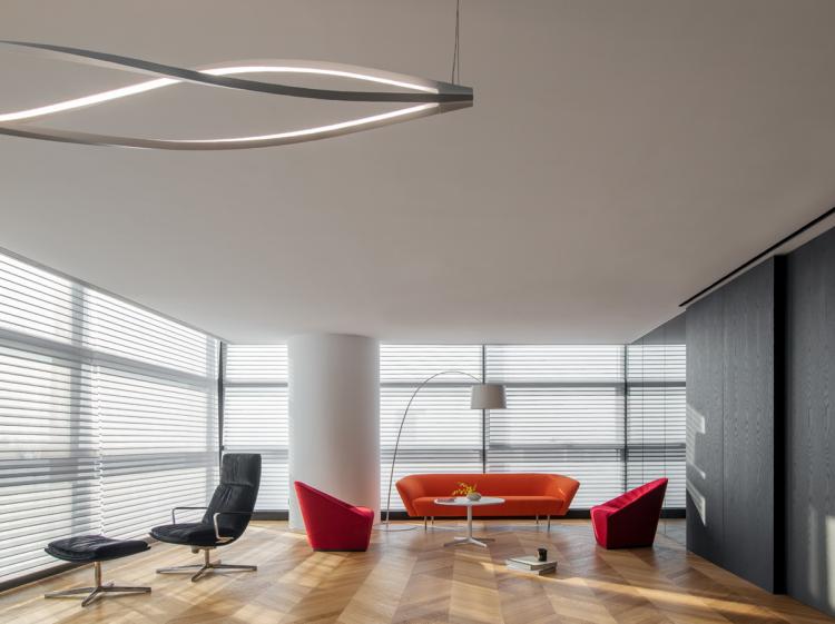 BIM建筑|泊通投资办公设计：空间情绪触发高效引擎 / 高志强，AFFD设计事务所