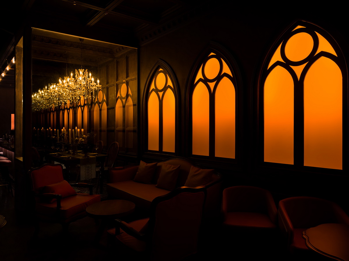 BIM建筑|仿佛中世纪“魔法师之家”：十二都MAGIC BAR / 高白空间设计事务所