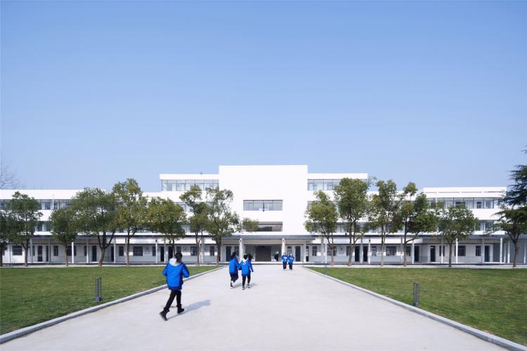 BIM建筑|乡村振兴之乡镇中学改造-全椒县新锐古河中学 / 上海思序建筑规划设计