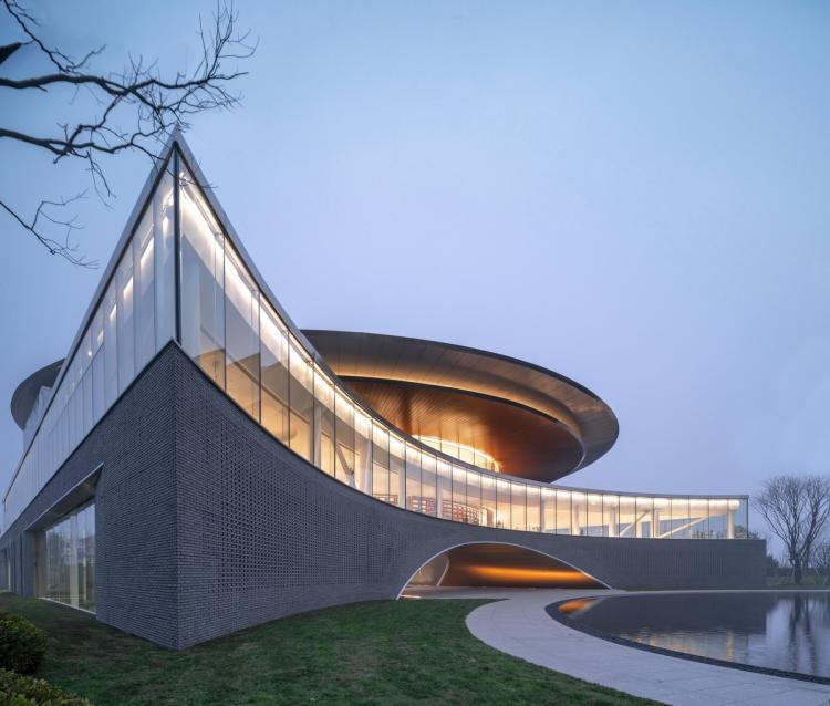 BIM建筑|建业·蓝海郑风酒店综合体 / 上海日清建筑设计