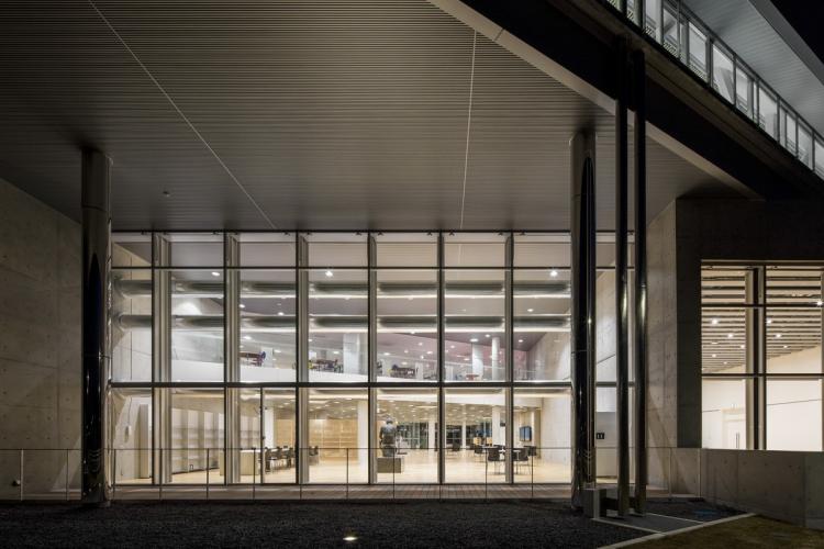 BIM建筑|Librio行桥：扭转与堆叠 / 三上建筑事务所