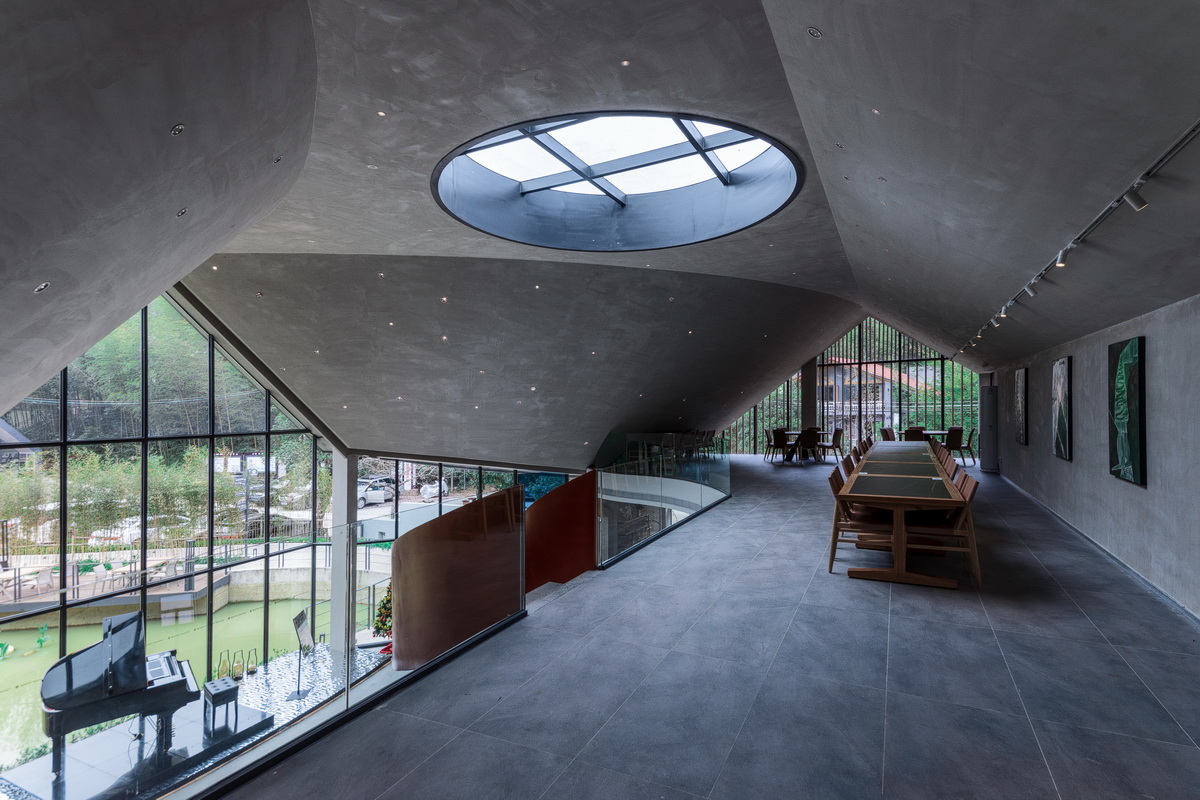 BIM建筑|南昆秘境艺术餐厅 / 城外建筑