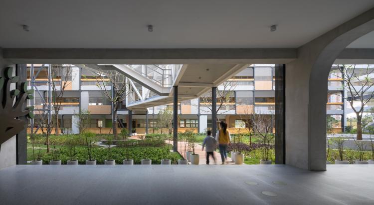 BIM建筑|秩序的启迪——上海市高安路第一小学华展校区 / 山水秀建筑事务所