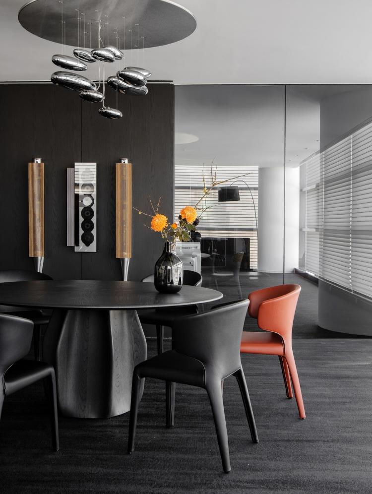 BIM建筑|泊通投资办公设计：空间情绪触发高效引擎 / 高志强，AFFD设计事务所