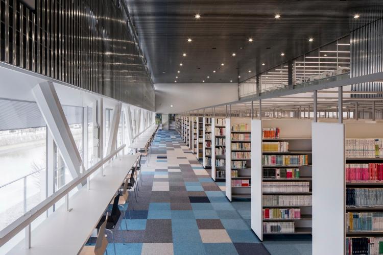 BIM建筑|Librio行桥：扭转与堆叠 / 三上建筑事务所