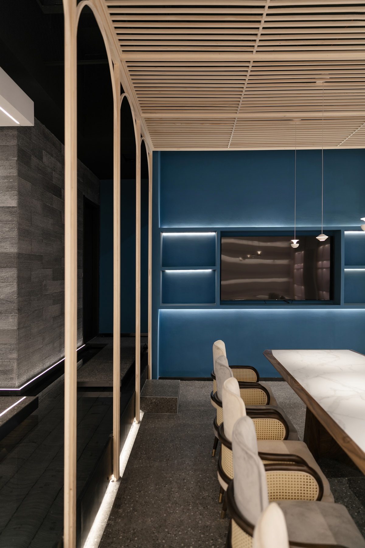 BIM建筑|上海徐汇“有间酒堂” / DCDSAA淀川建筑事务所