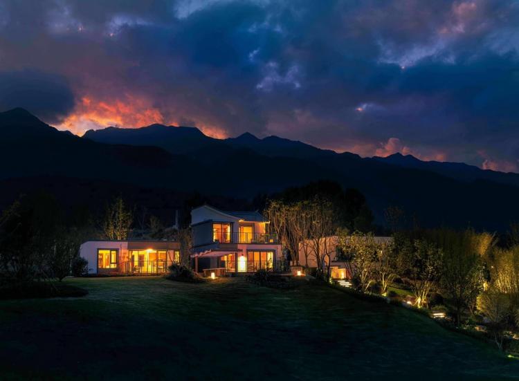 BIM建筑|大理的小院子中区生活体验中心景观设计 / MANG漫格景观