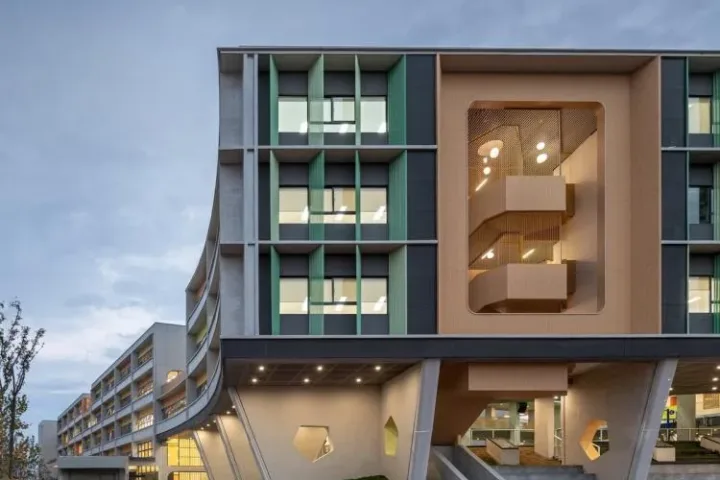 BIM建筑|秩序的启迪——上海市高安路第一小学华展校区 / 山水秀建筑事务所