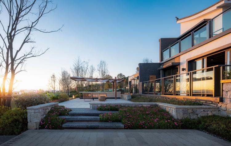 BIM建筑|大理的小院子中区生活体验中心景观设计 / MANG漫格景观