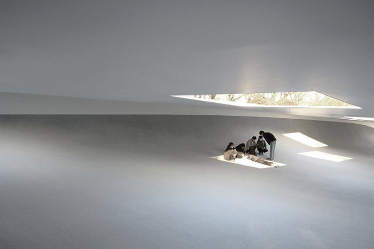 BIM建筑|石上纯也新作“神奈川工科大学KAIT工坊广场”：度过闲暇时光的场所