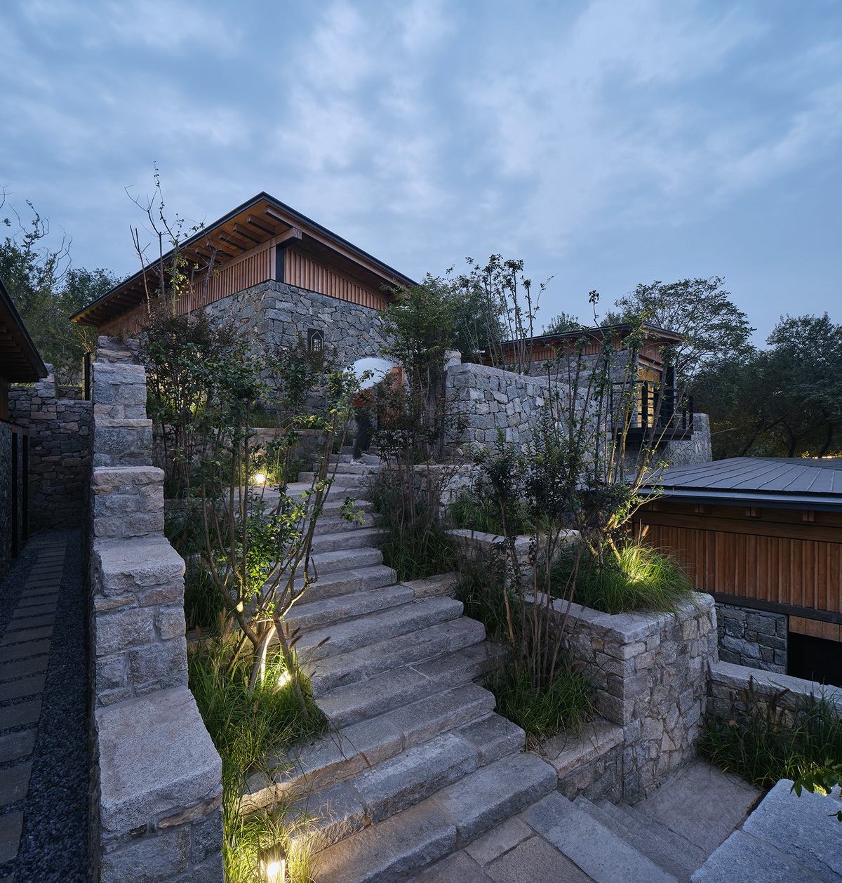 BIM建筑|十二个宅基地的新生：泰安东西门村活化更新 / 孟凡浩-gad · line+ studio