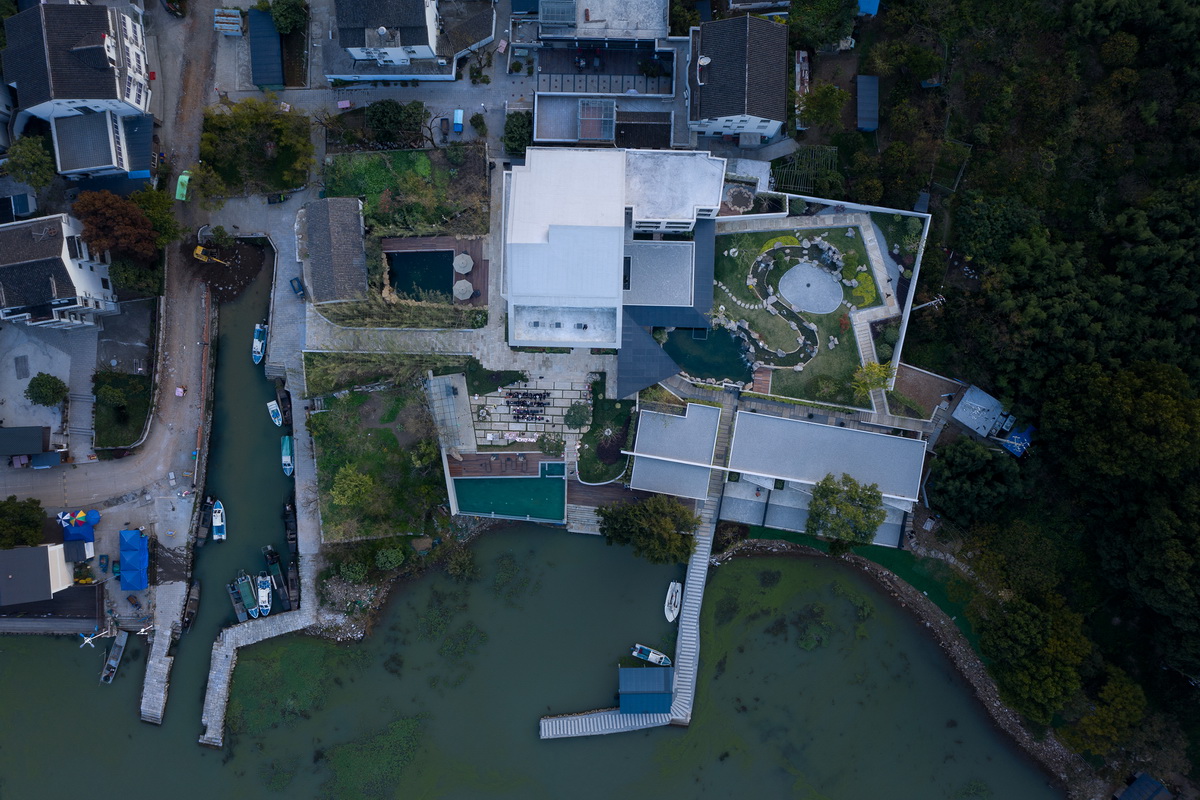 BIM建筑|低栖远居——过云山居苏州太湖三山岛改造 / 可空建筑设计工作室