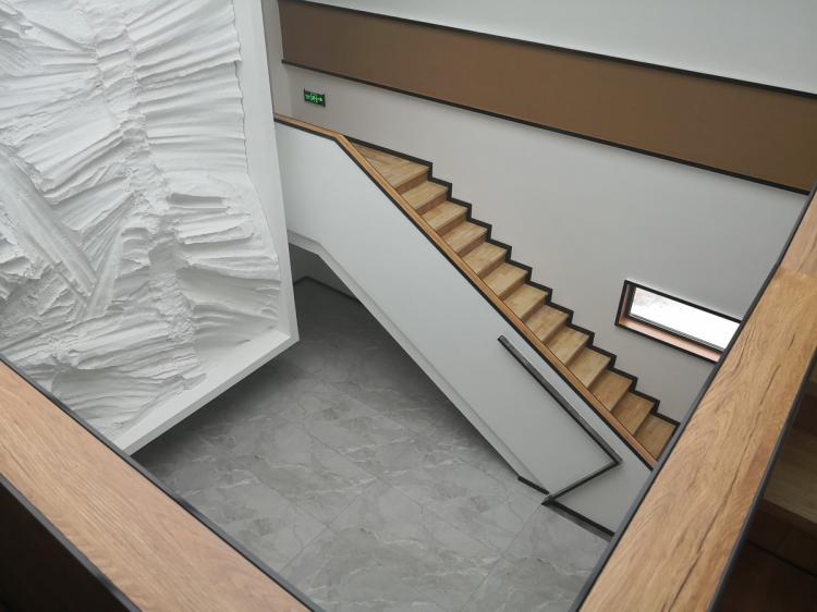 BIM建筑|夹缝中自然生长：中国.葫芦岛德邻堂产业楼设计实践 / DJ+建筑设计事务所