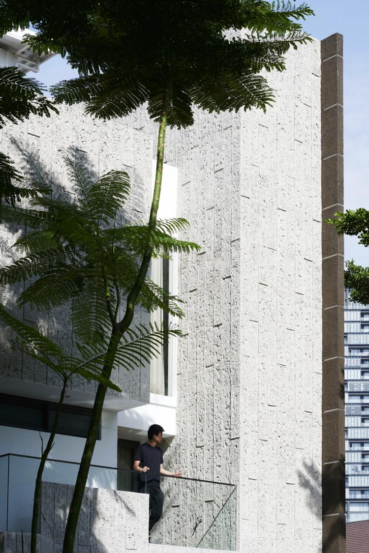 BIM建筑|印尼自然采光实验性住宅 / RAD+ar