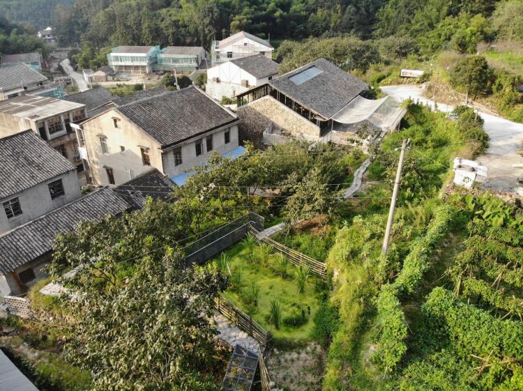 BIM建筑|小岙中通文化驿站：古朴村落中悠然而居 / 众生设计