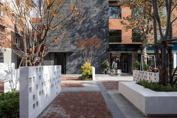 BIM建筑|陕康里：老上海风情创意街区 / COLORFULL 昱景设计